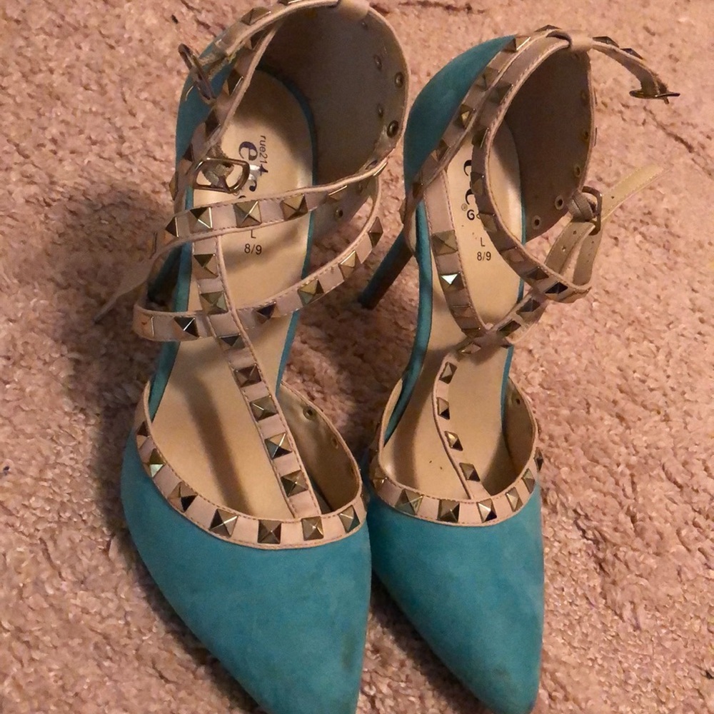 Rue 21 Turquoise Pumps